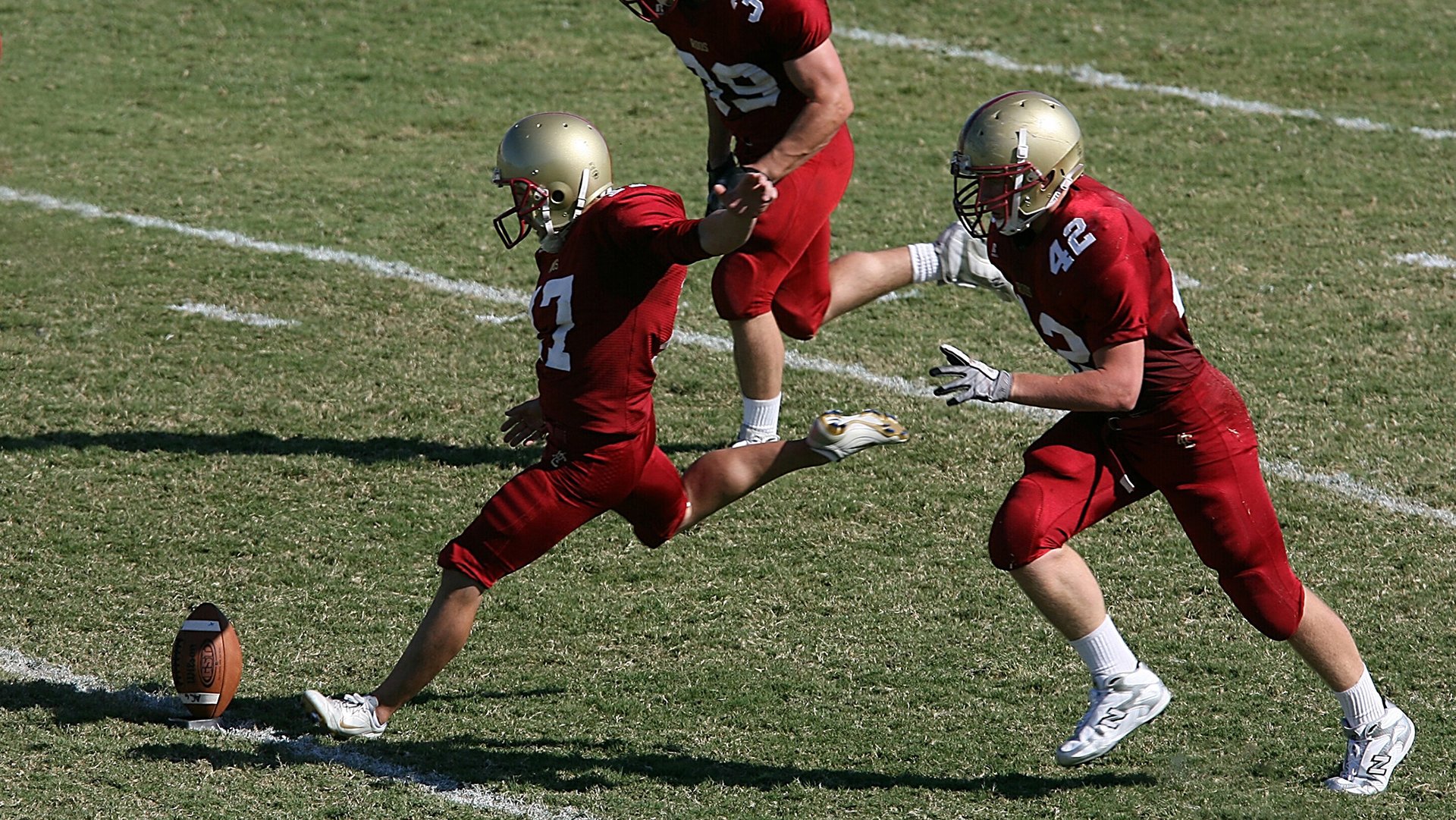 “东部新区定向越野赛:一场体能与脑力的双重较量”